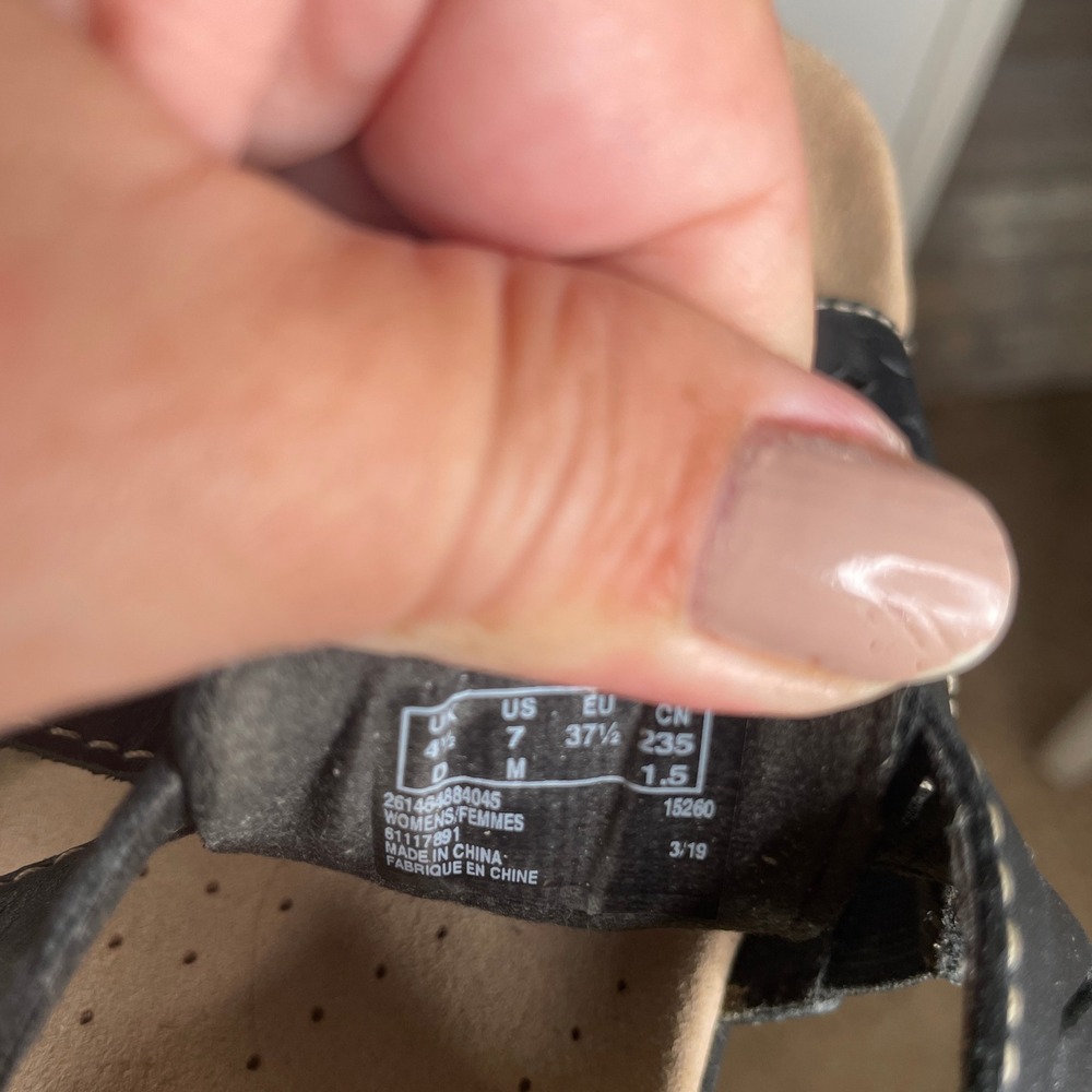 Clarks Collection Ultimate Comfort Black Leather Strappy Wedge Sandals 7 M - Picture 4 of 7